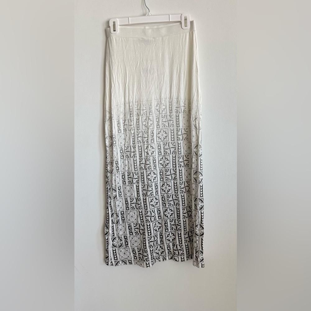 Tanoa Samoa Printed Maxi Skirt Size Small